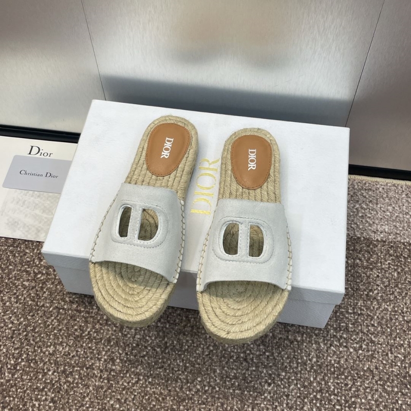 ch**an D*or slippers